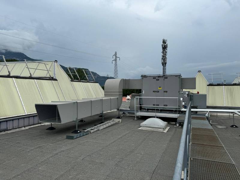 Réseau pour CTA industrielle à gros débit en Compair Polypar 