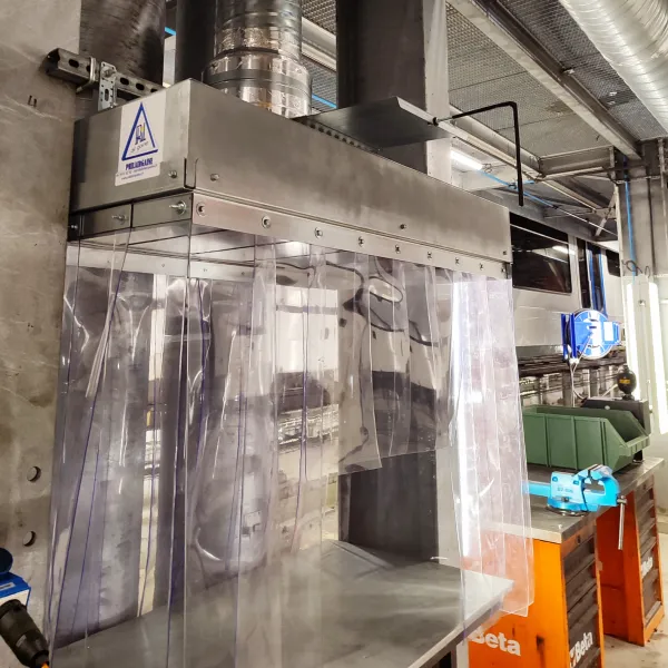 CONCEPTION ET FABRICATION D'UNE HOTTE ASPIRANTE EN REGION AUVERGNE RHONE ALPES