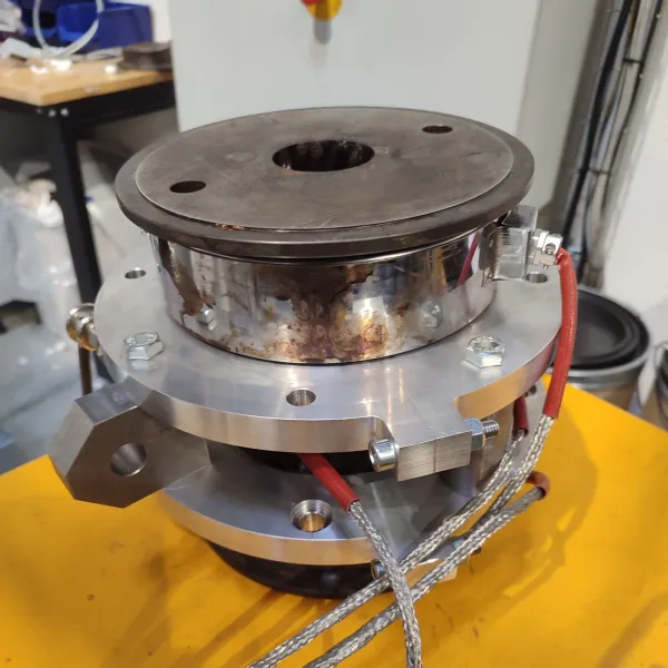 FABRICATION D'UN CHARIOT DE MANUTENTION CHEZ NOTRE CLIENT AXEL'ONE, LYON AUVERGNE RHONE ALPES